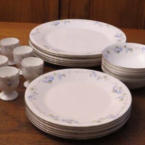 Royal-albert-for-all-seasons-morning-flower-servies
