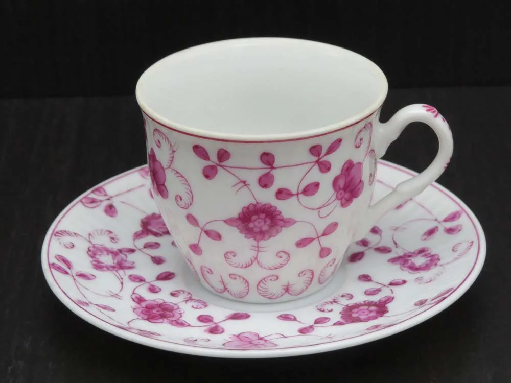 August-Warnecke-China-Purpur-espresso-kop-en-schotel