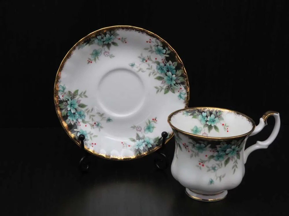 Royal-albert-royal-choice-series-badminton