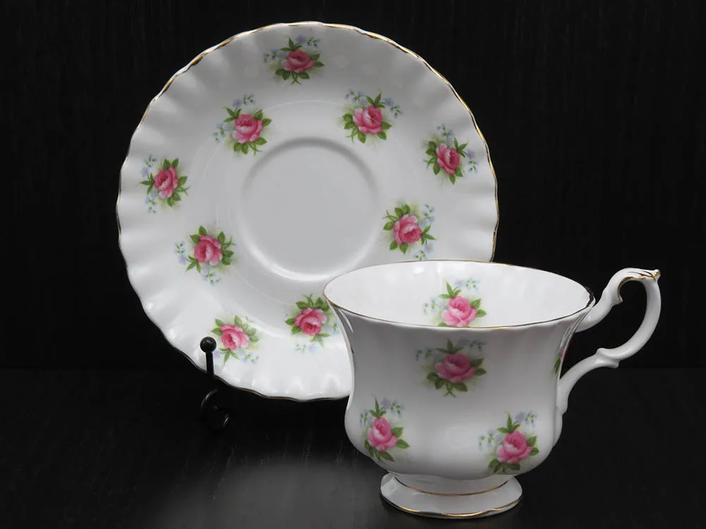 forget-me-not-rose-heren-kop-en-schotel