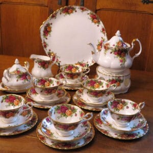 old-country-roses-6-persoons-thee-servies