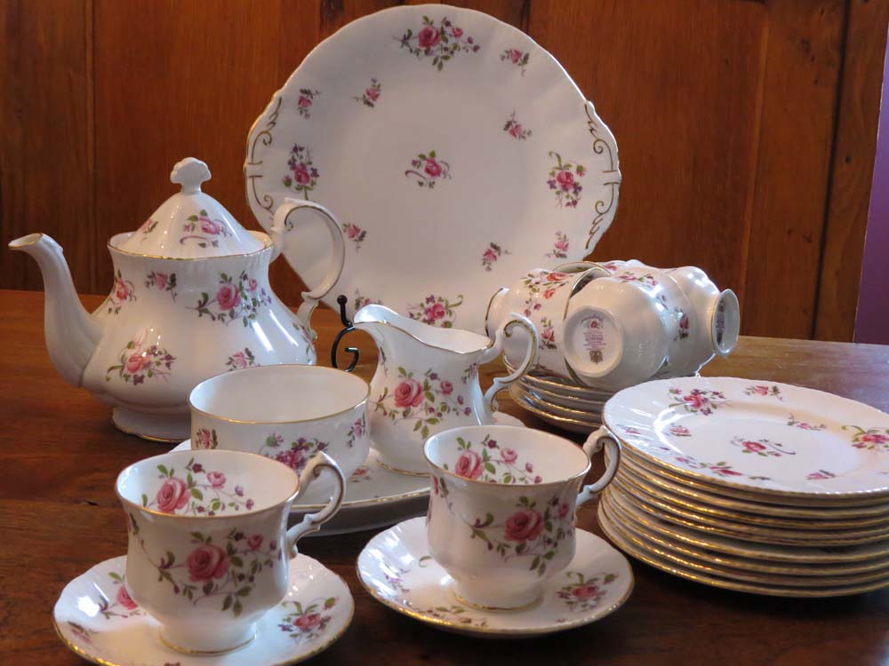 paragon-fragrance-thee-servies