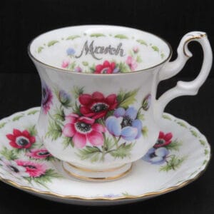 royal-albert-flower-of-the-month-dames-maart