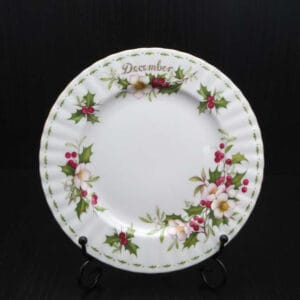 royal-albert-flower-of-the-month-december-ontbijtbord