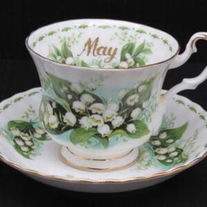 royal-albert-flower-of-the-month-heren-mei