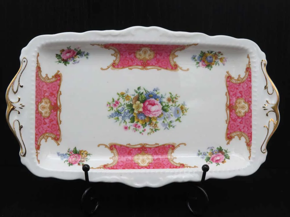 royal-albert-lady-carlyle-cakeschaal