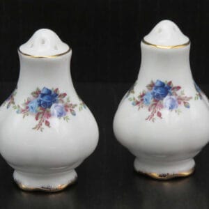 royal-albert-moonlight-rose-zoutstel