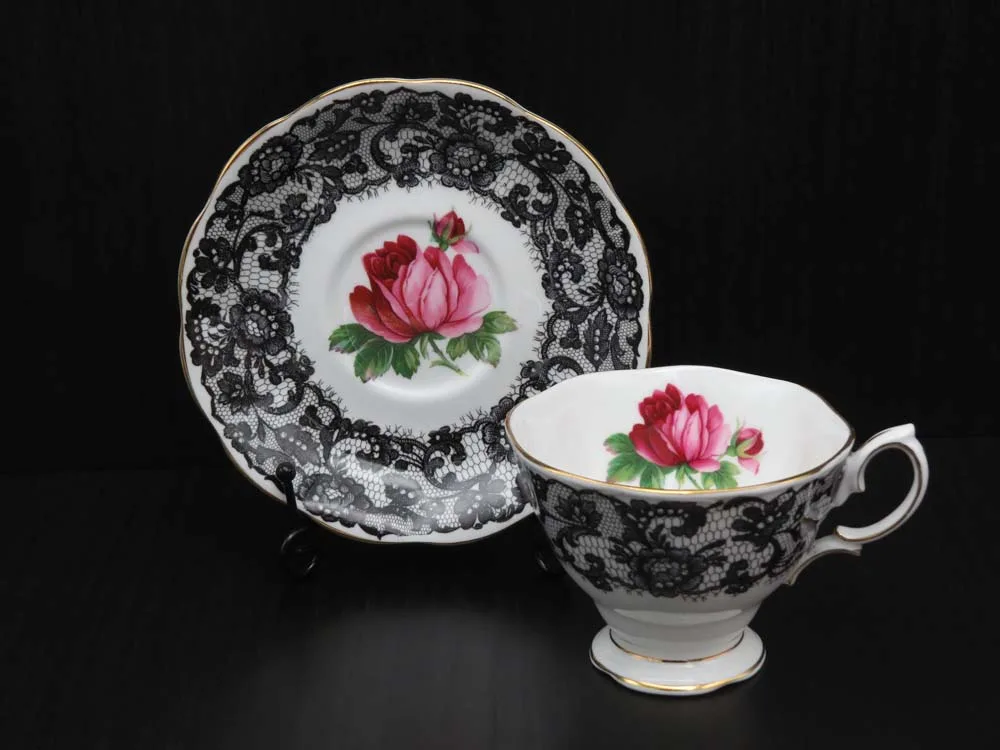 Royal albert senorita