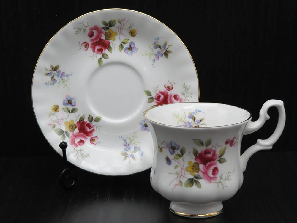 tenderness-damer-kop-en-schotel2