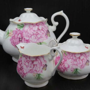 Royal-Albert-Miranda-Kerr-Friendship