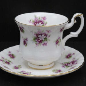 Royal-Albert-Sweet-Violets-dames-kop-en-schotel